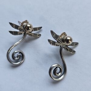 Roderick Tenorio / Carolyn Pollack Sterling And 14k Dragonfly Earrings.